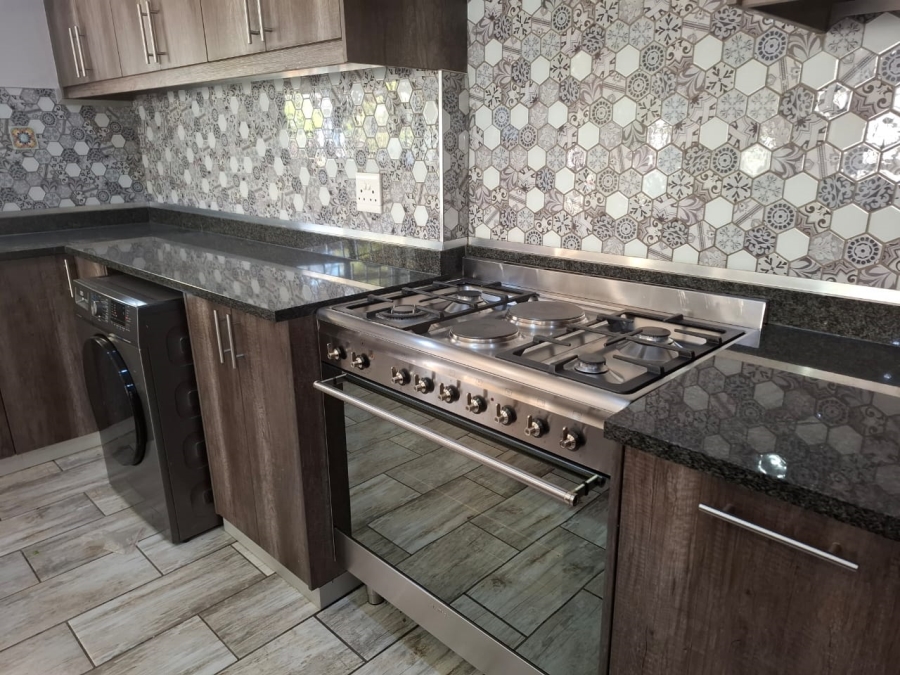 4 Bedroom Property for Sale in Park West Free State